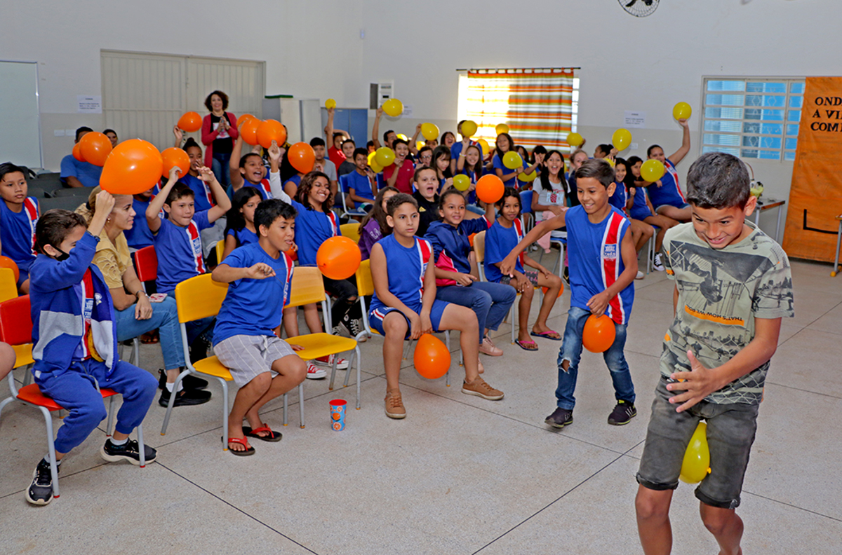 Equipe do CREAS leva palestra sobre combate ao abuso e exploração sexual de crianças e adolescentes aos alunos da E.M General Nelson