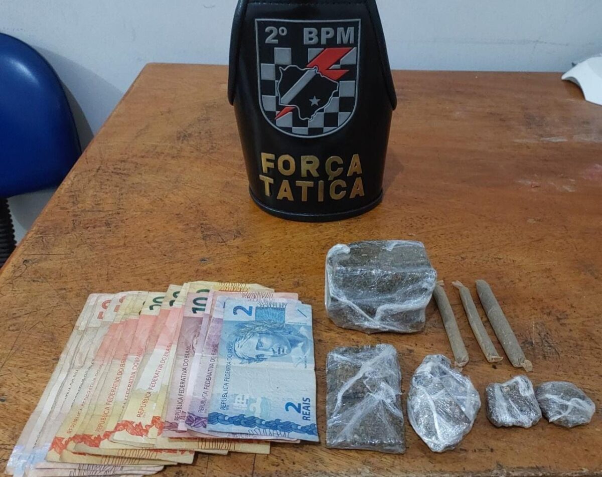 Após denúncias, PM prende acusado de tráfico de drogas em Três Lagoas Após denúncias, PM prende acusado de tráfico de drogas em Três Lagoas