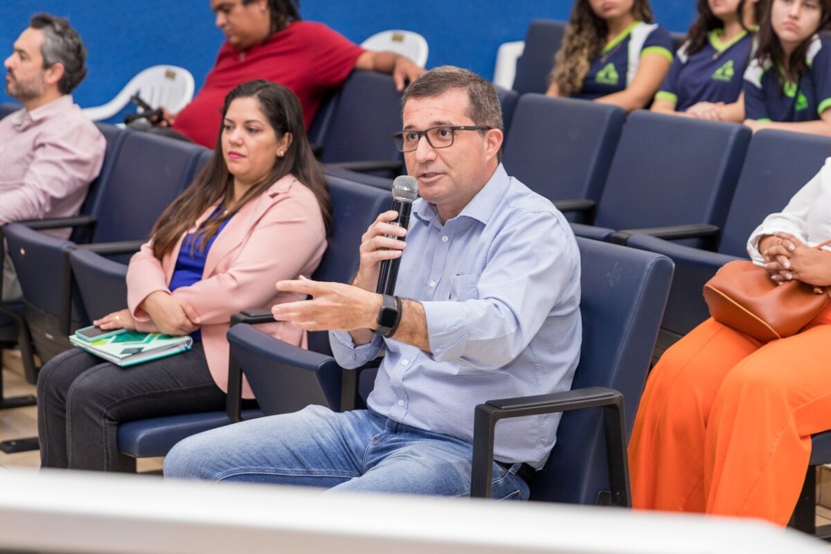 Segurança nas escolas é tema de audiência pública na Câmara Segurança nas escolas é tema de audiência pública na Câmara