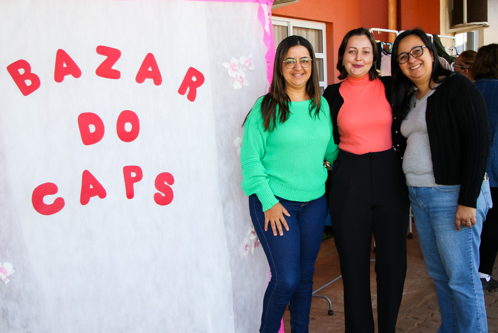 CAPS II realiza Bazar solidário com peças e artesanatos produzidos pelos usuários do serviço