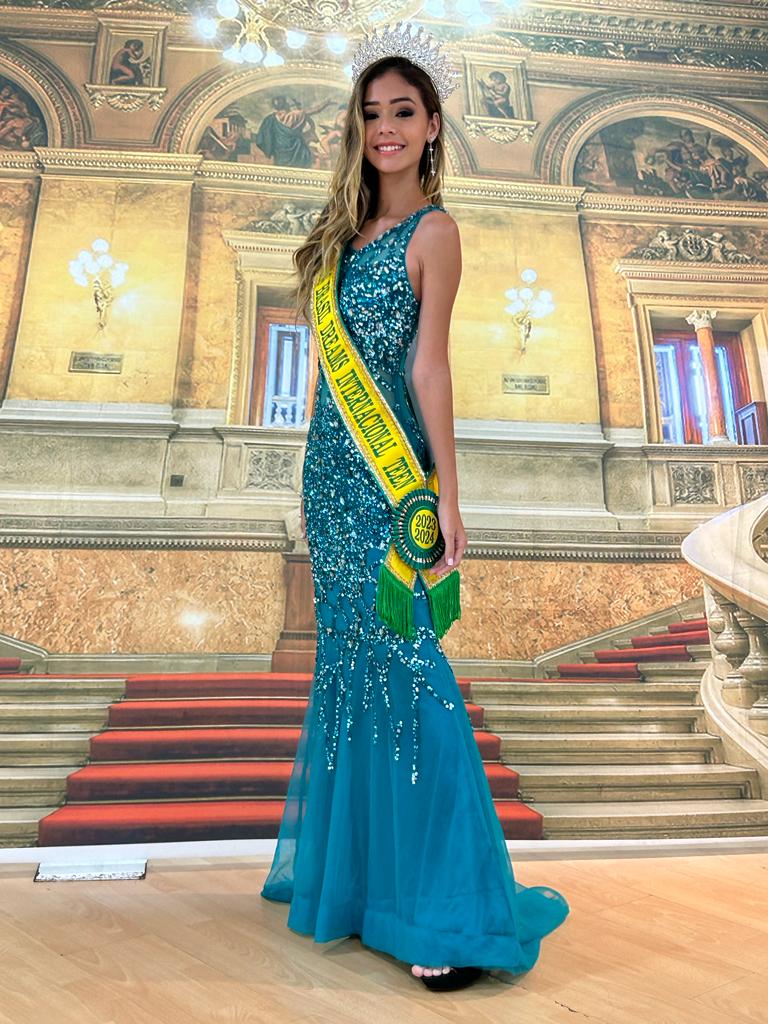 Após ganhar concurso nacional, miss três-lagoense representa MS em concurso de beleza no Peru