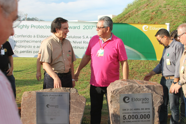 Há exatos 13 anos era lançada a pedra fundamental da Eldorado Brasil, um marco para o desenvolvimento de Três Lagoas