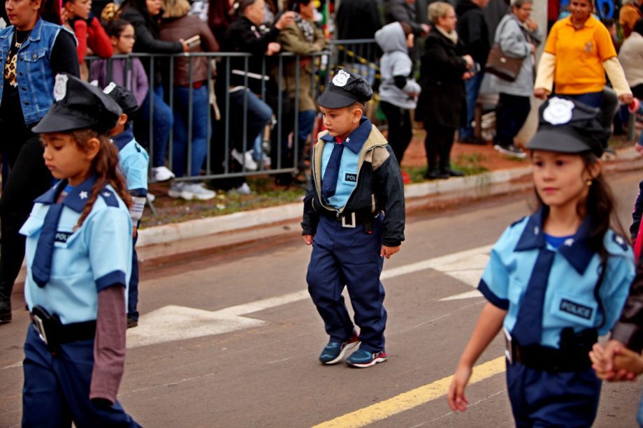 Desfile Cívico em comemoração aos 108 anos de Três Lagoas leva 6 mil pessoas para a Esplanada NOB