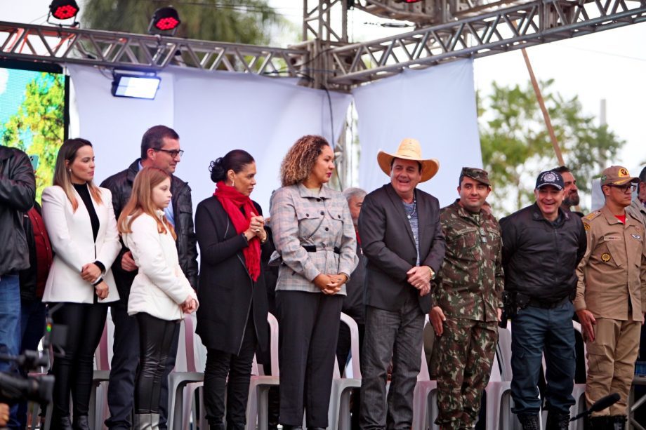 Desfile Cívico em comemoração aos 108 anos de Três Lagoas leva 6 mil pessoas para a Esplanada NOB