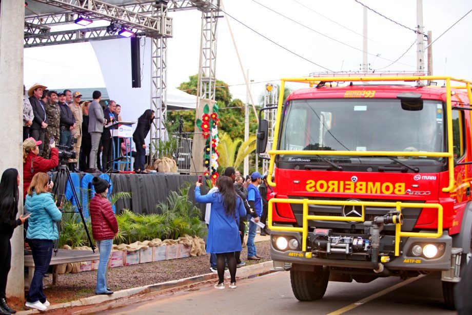 Desfile Cívico em comemoração aos 108 anos de Três Lagoas leva 6 mil pessoas para a Esplanada NOB