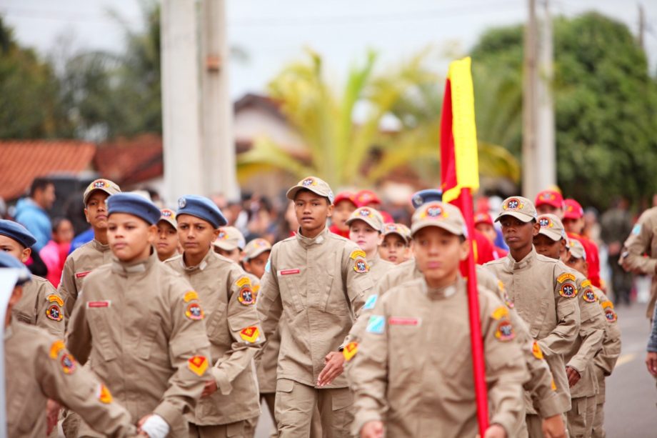 Desfile Cívico em comemoração aos 108 anos de Três Lagoas leva 6 mil pessoas para a Esplanada NOB