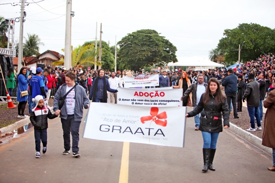 Desfile Cívico em comemoração aos 108 anos de Três Lagoas leva 6 mil pessoas para a Esplanada NOB