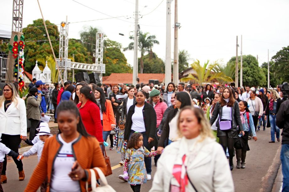 Desfile Cívico em comemoração aos 108 anos de Três Lagoas leva 6 mil pessoas para a Esplanada NOB