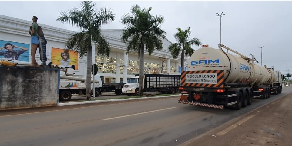 Em Três Lagoas, semáforo vira ‘fábrica de multa’ e motoristas reclamam da logística no cruzamento da Havan Em Três Lagoas, semáforo vira ‘fábrica de multa’ e motoristas reclamam da logística no cruzamento da Havan