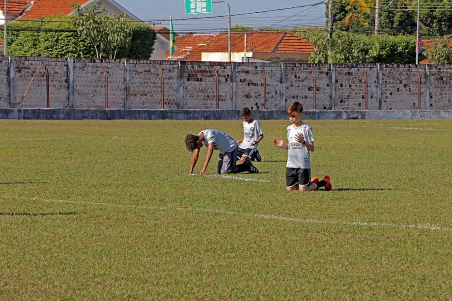 Veja como foram os primeiros embates do Campeonato Municipal de Futebol das Categorias de Base no último domingo (25)