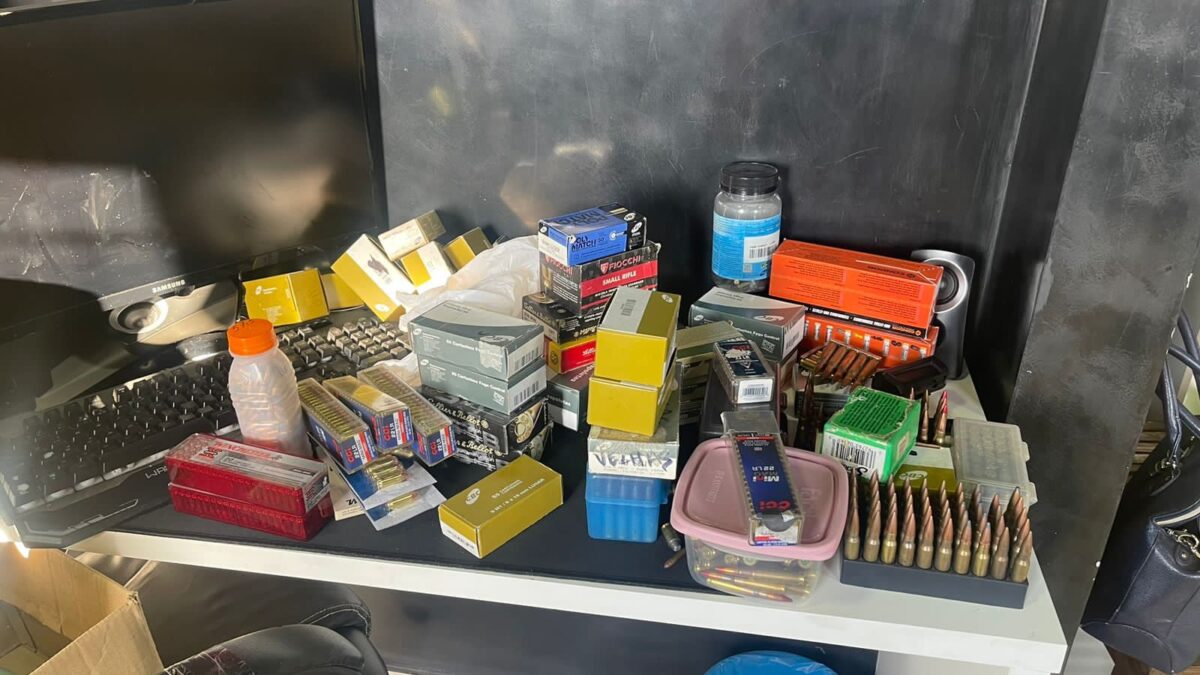 PF desarticula organização criminosa paramilitar a serviço do tráfico internacional de drogas e armas