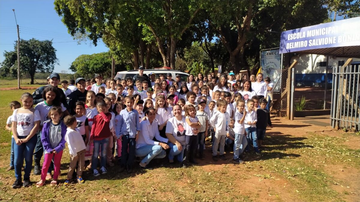 Polícia Militar realiza palestra sobre “Bullying e Violência” na Escola Municipal Delmiro S. Bonin no Assentamento Angico