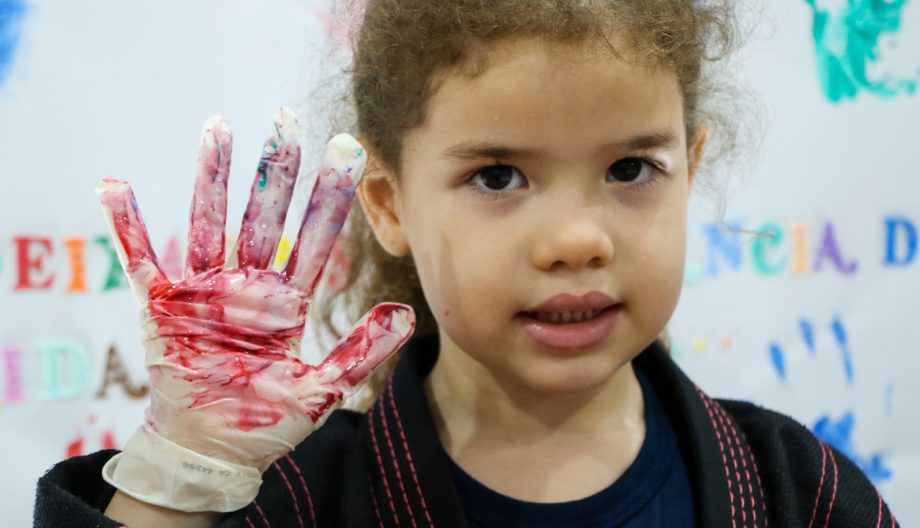 Com mais de 300 pessoas abordadas, ação alusiva ao Dia de Combate à Agressão Infantil supera expectativas