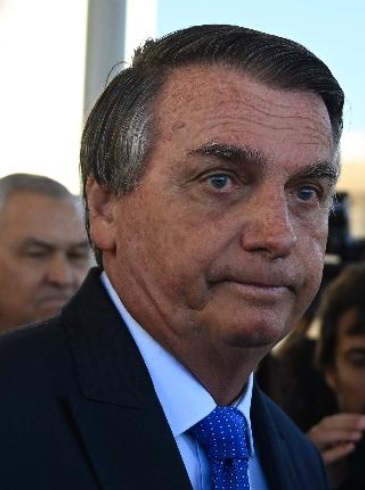 TSE volta a julgar Bolsonaro, que pode torná-lo inelegível TSE volta a julgar Bolsonaro, que pode torná-lo inelegível