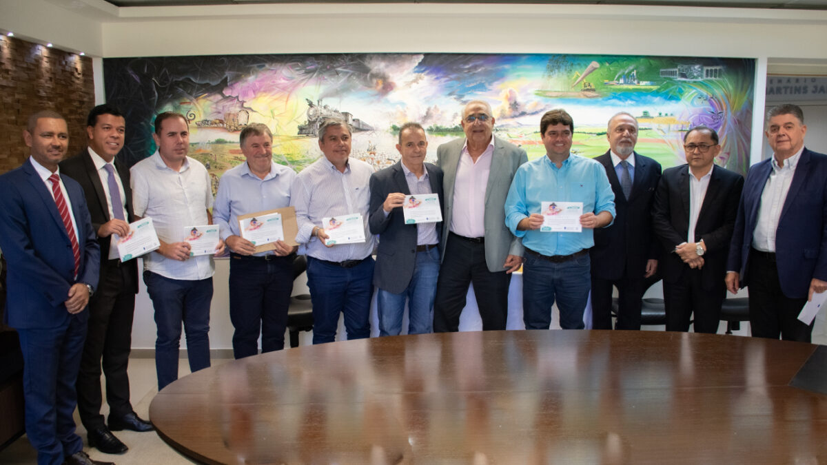 Assomasul firma compromisso com TCE-MS pela garantia dos direitos da primeira infância