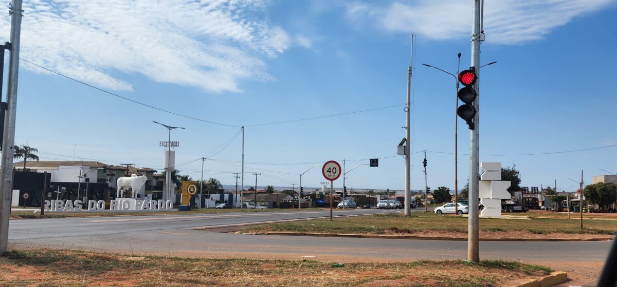 Entidades de Três Lagoas se unem e com abaixo-assinado reivindicam duplicação da BR-262 Entidades de Três Lagoas se unem e com abaixo-assinado reivindicam duplicação da BR-262