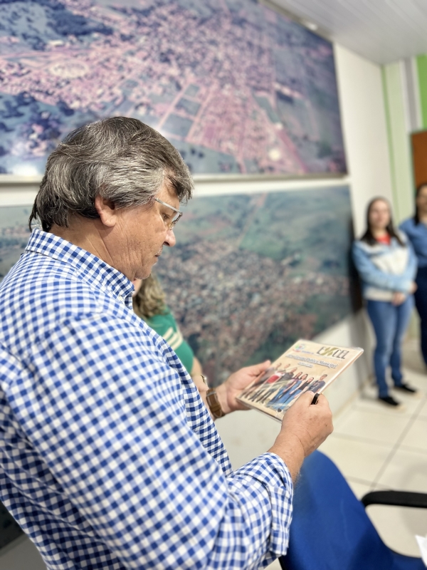 Servidores do Município de Brasilândia concluem curso de Gestão Pública