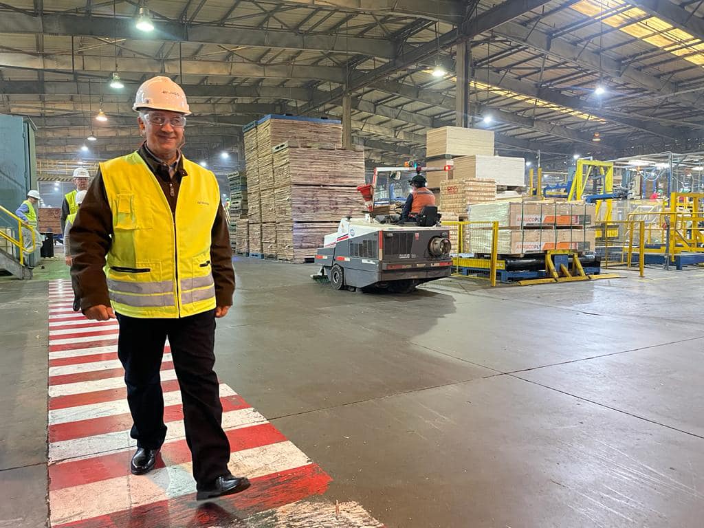 No Chile, comitiva de Eduardo Riedel comenta sobre expectativa da nova fábrica de celulose em Inocência
