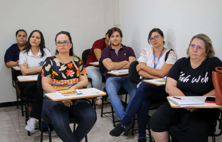 SMS promove capacitação para enfermeiros das USFs sobre “Acolhimentos com Classificação de Risco” SMS promove capacitação para enfermeiros das USFs sobre “Acolhimentos com Classificação de Risco”