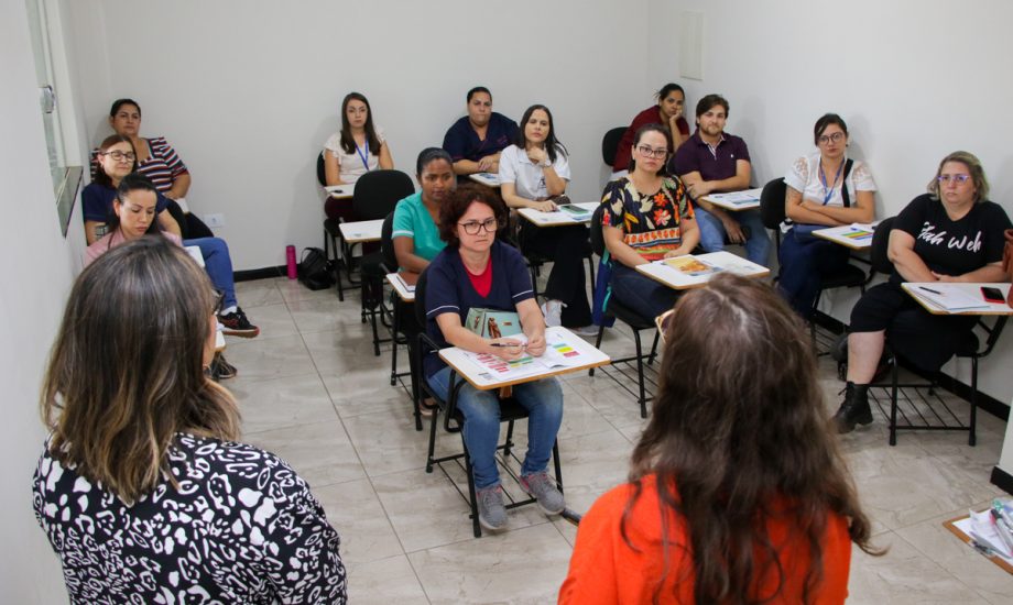 SMS promove capacitação para enfermeiros das USFs sobre “Acolhimentos com Classificação de Risco” SMS promove capacitação para enfermeiros das USFs sobre “Acolhimentos com Classificação de Risco”