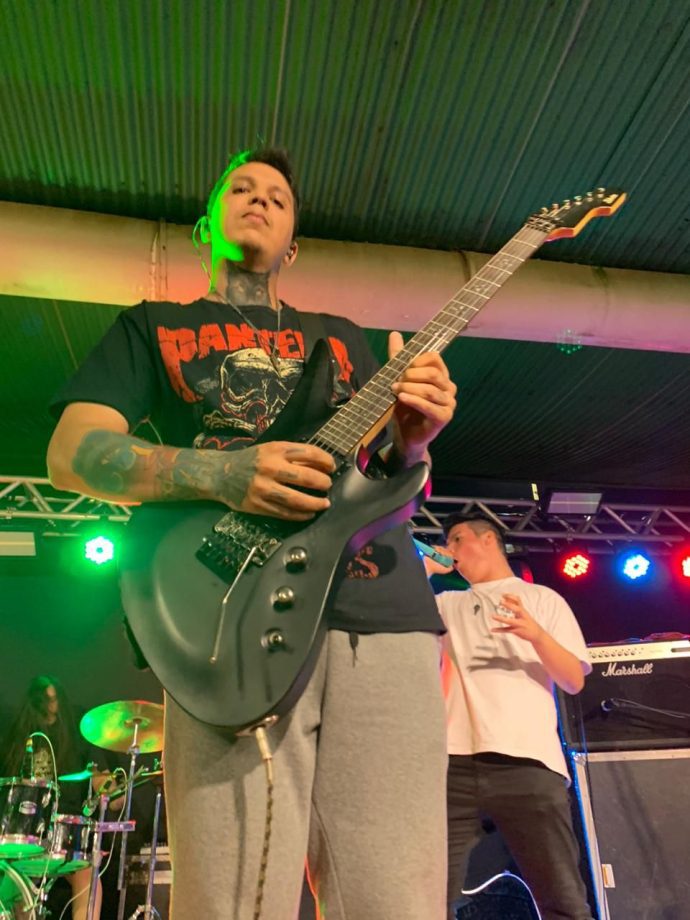 Bandas Adulfe e Black Night celebraram Dia do Rock, em evento da AROC e Cultura