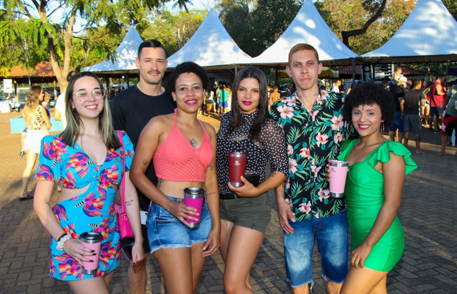 SUCESSO DE PÚBLICO- Primeira edição do Tardezinha leva mais de 2 mil pessoas no Balneário