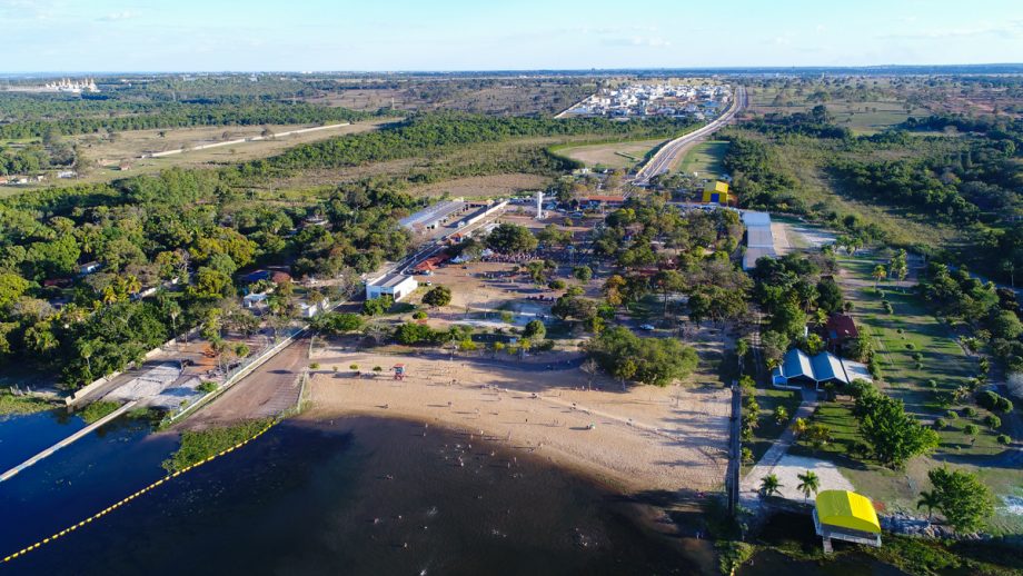 SUCESSO DE PÚBLICO- Primeira edição do Tardezinha leva mais de 2 mil pessoas no Balneário