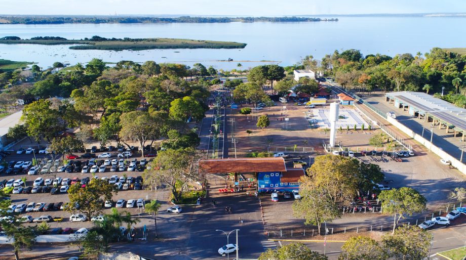 SUCESSO DE PÚBLICO- Primeira edição do Tardezinha leva mais de 2 mil pessoas no Balneário
