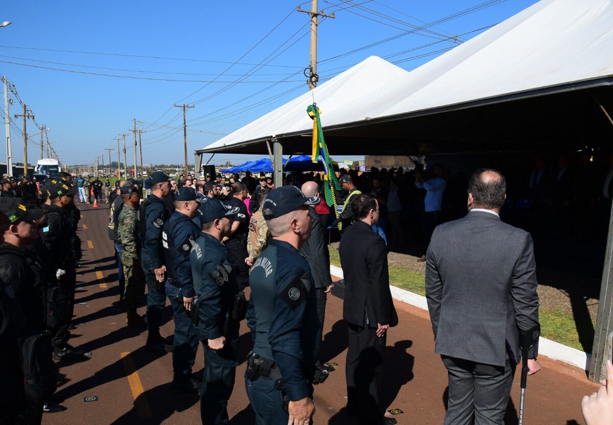DOF entrega Medalha Águia da Fronteira a 32 autoridades civis e militares DOF entrega Medalha Águia da Fronteira a 32 autoridades civis e militares