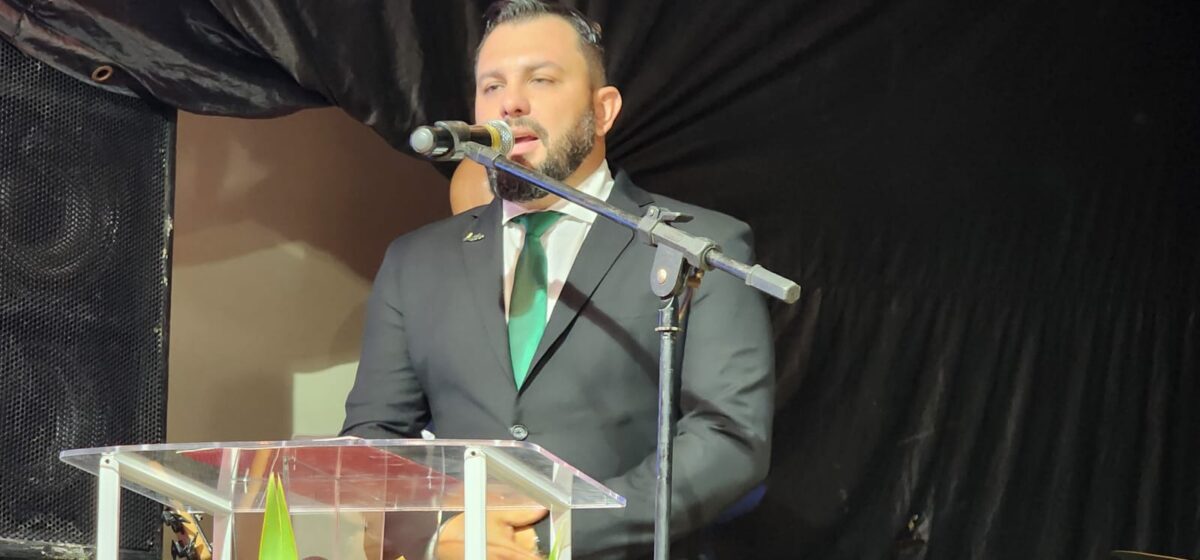 AJE/TL empossa novo presidente e celebra “Melhores do Ano” de 2023 AJE/TL empossa novo presidente e celebra “Melhores do Ano” de 2023