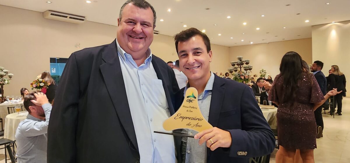 AJE/TL empossa novo presidente e celebra “Melhores do Ano” de 2023 AJE/TL empossa novo presidente e celebra “Melhores do Ano” de 2023