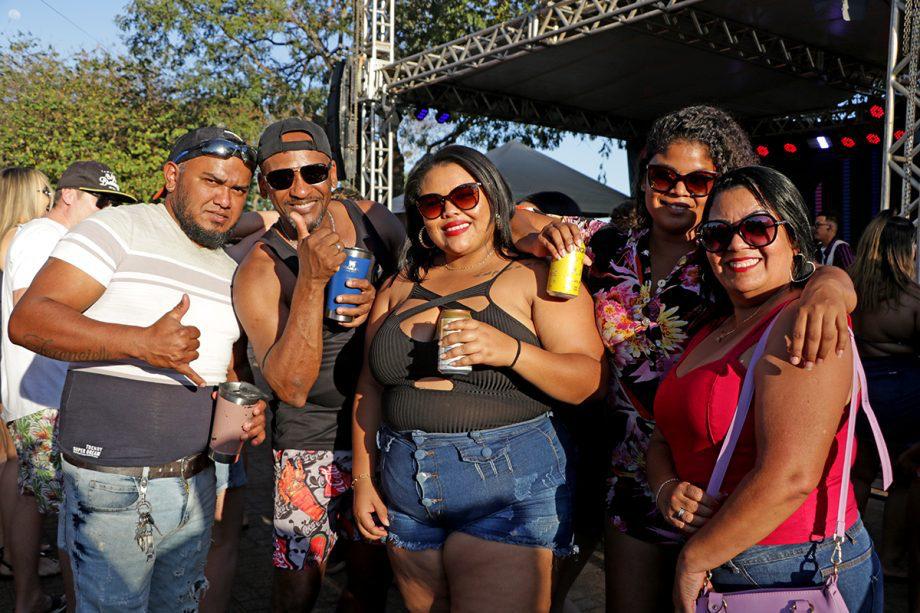 TARDEZINHA NO BALNEÁRIO – Segundo domingo supera público da semana passada e população pede mais TARDEZINHA NO BALNEÁRIO – Segundo domingo supera público da semana passada e população pede mais