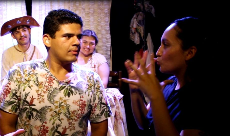 Espetáculo teatral inclusivo para surdos emociona e marca o aniversário de 4 anos da Central de Intérprete de Libras em Três Lagoas