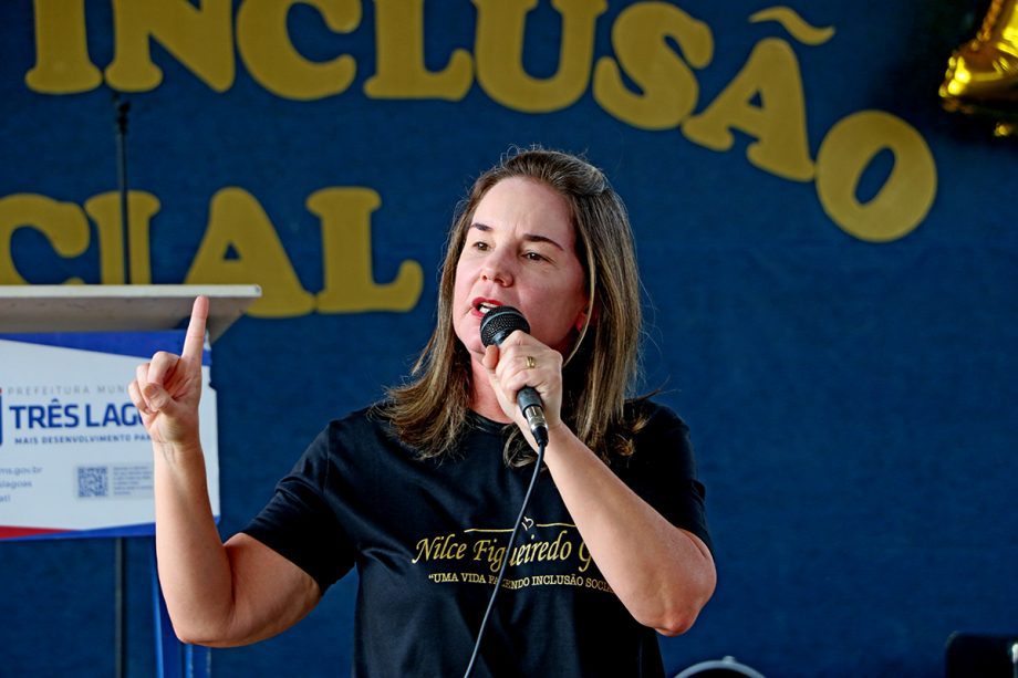 Comemoração do aniversário de 14 anos do “Crase Coração de Mãe” tem emocionante homenagem a ex-coordenadora Nilce Figueiredo