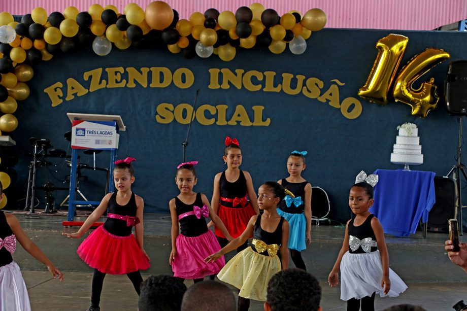 Comemoração do aniversário de 14 anos do “Crase Coração de Mãe” tem emocionante homenagem a ex-coordenadora Nilce Figueiredo