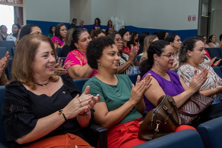CRAM realiza seminário de encerramento da Campanha “Agosto Lilás”