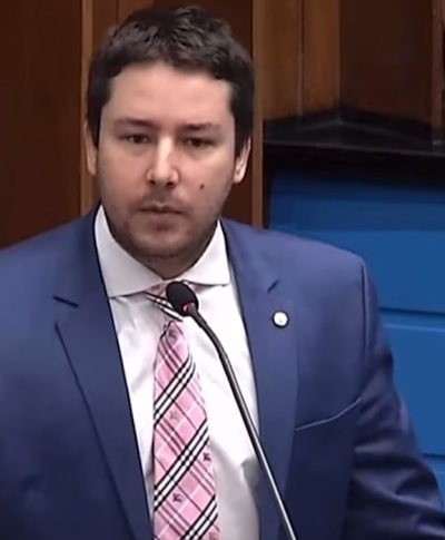 Servidores reclamam de convênio precário e deputados propõem CPI para investigar déficit milionário da Cassems Servidores reclamam de convênio precário e deputados propõem CPI para investigar déficit milionário da Cassems