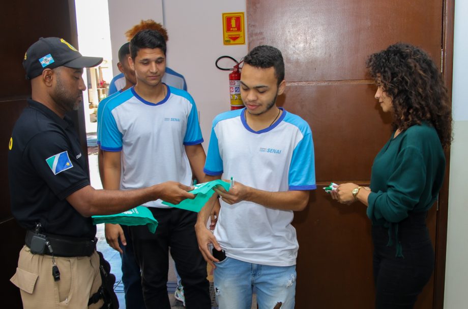 PROJETO TRÂNSITO DO FUTURO – Deptran ministrou circuito de palestras para mais de 700 alunos do Senai