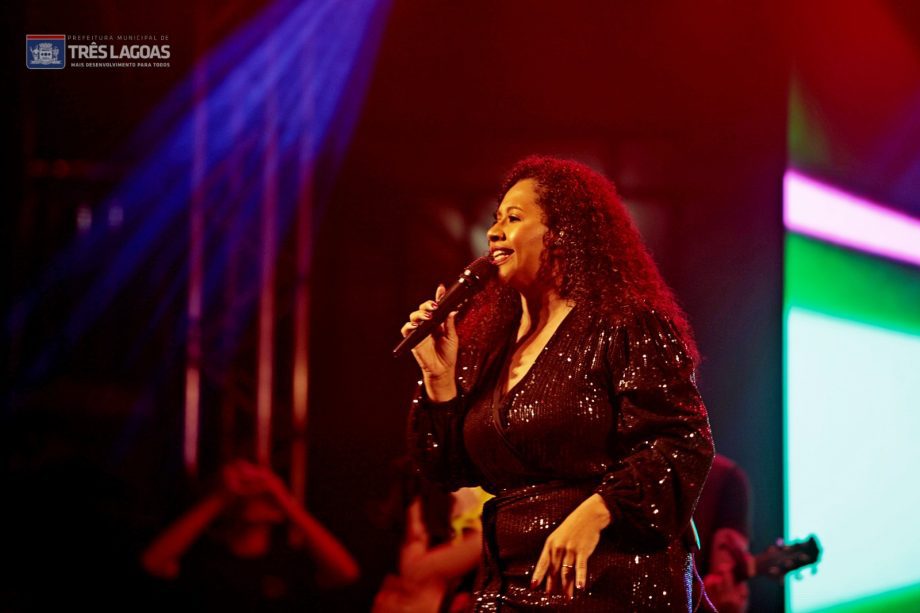 FESTA DO FOLCLORE – NOB recebe mais um grande show e entidades destacam importância da praça de alimentação