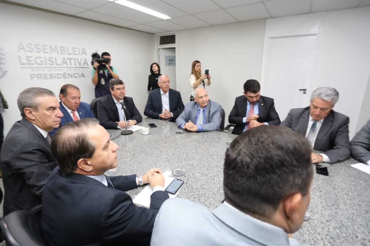Governador apresenta programa de investimentos em infraestrutura que será realizado com projeto de financiamento