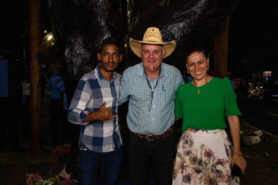 Prefeito entrega monumento “Jatobá” resgatando a história de Três Lagoas