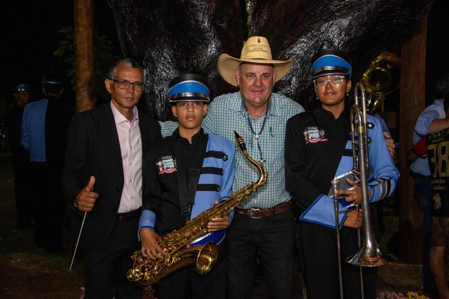 Prefeito entrega monumento “Jatobá” resgatando a história de Três Lagoas