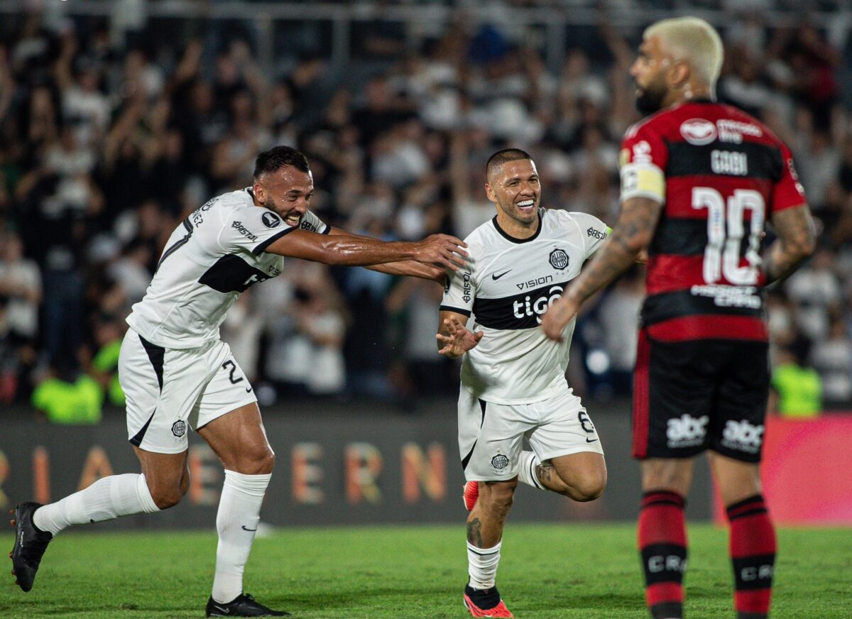 Libertadores: Palmeiras despacha Atlético-MG; Flamengo leva virada e está eliminado