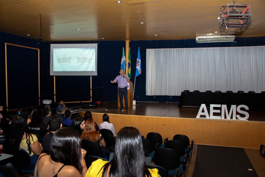 Orçamento Participativo – SEFIRC encerra ciclo de audiências públicas com palestra para alunos e professores da AEMS