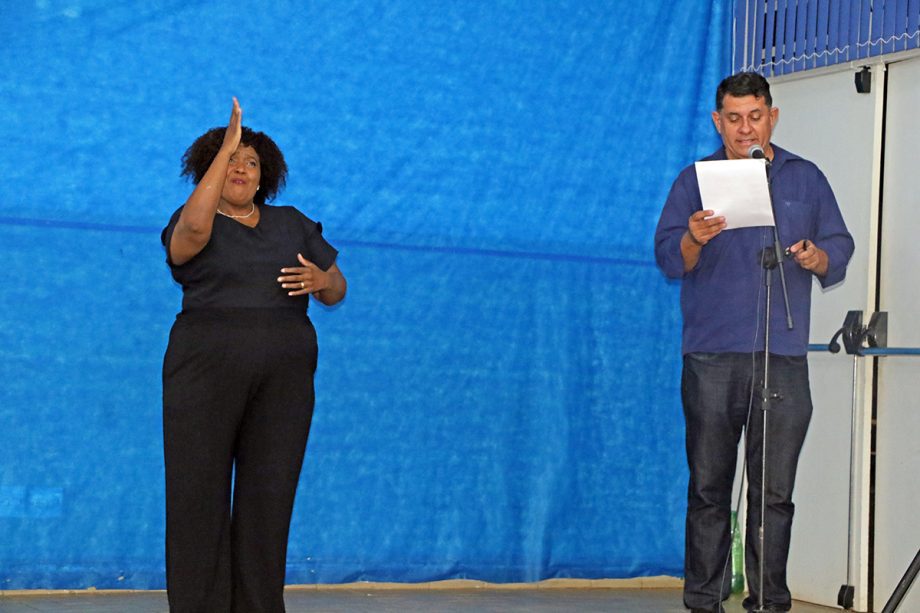 Palestra e confraternização marcam solenidade de 4 anos da CIL Palestra e confraternização marcam solenidade de 4 anos da CIL