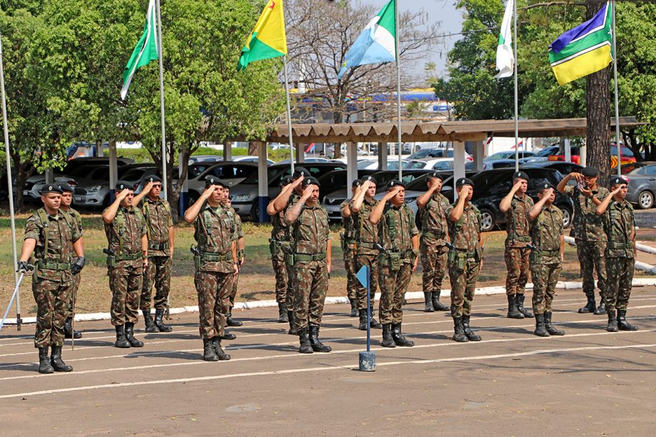 Pelotão Mirim celebra 25 anos em cerimônia do Dia do Soltado