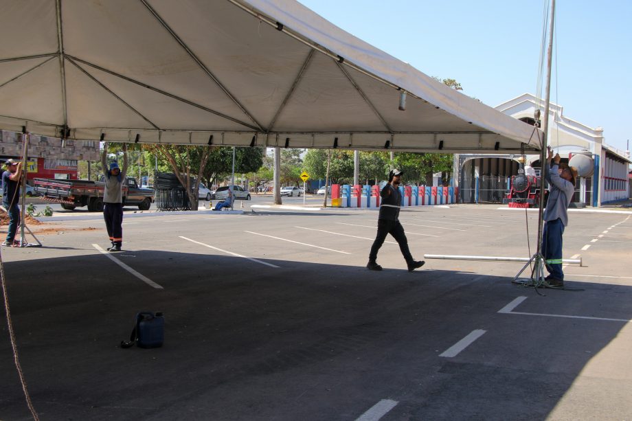 FALTA POUCO – Estamos há uma semana do início da 33ª Festa do Folclore, veja os preparativos FALTA POUCO – Estamos há uma semana do início da 33ª Festa do Folclore, veja os preparativos