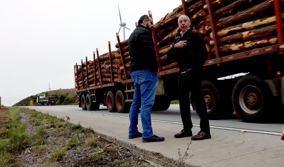Governo planeja aplicar pavimento de concreto em rodovias com movimento intenso de cargas