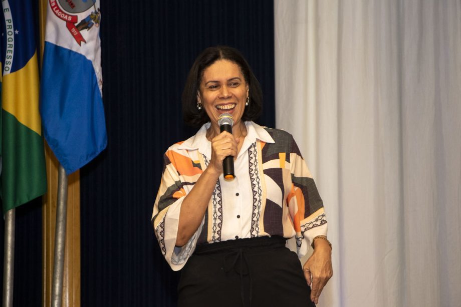 NOVOS SERVIDORES – Prefeitura dá posse a 81 candidatos aprovados no concurso público de 2021