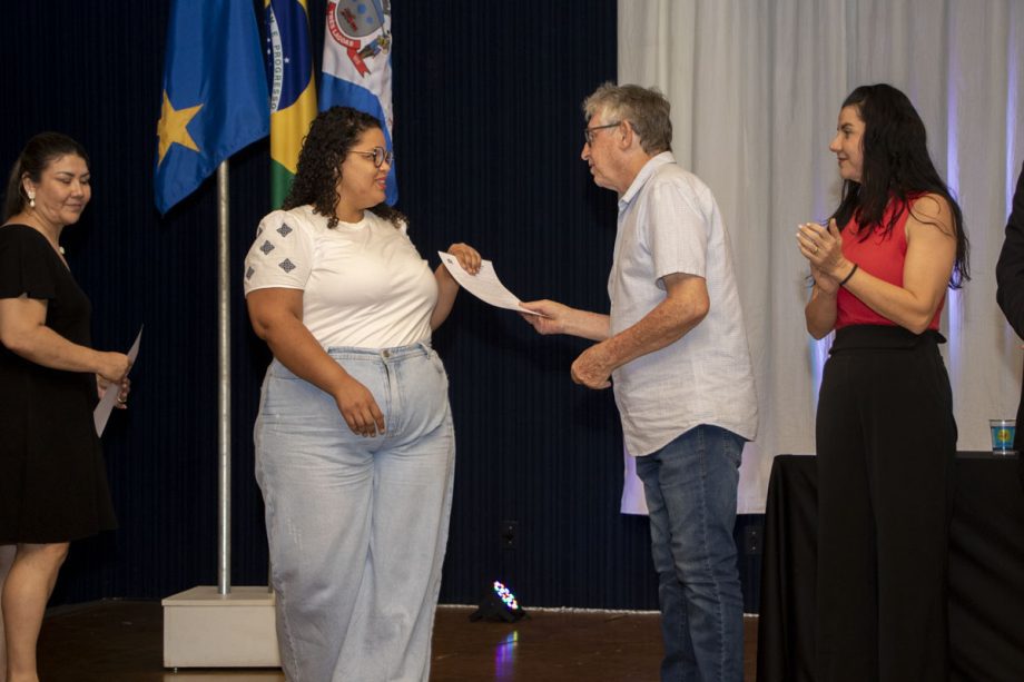 NOVOS SERVIDORES – Prefeitura dá posse a 81 candidatos aprovados no concurso público de 2021